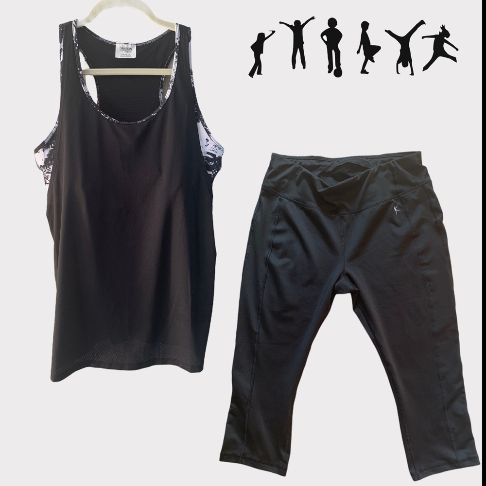 Woman’s Matching Workout Set Size Large Razorback Top w/ Built in Bra w/ Legging